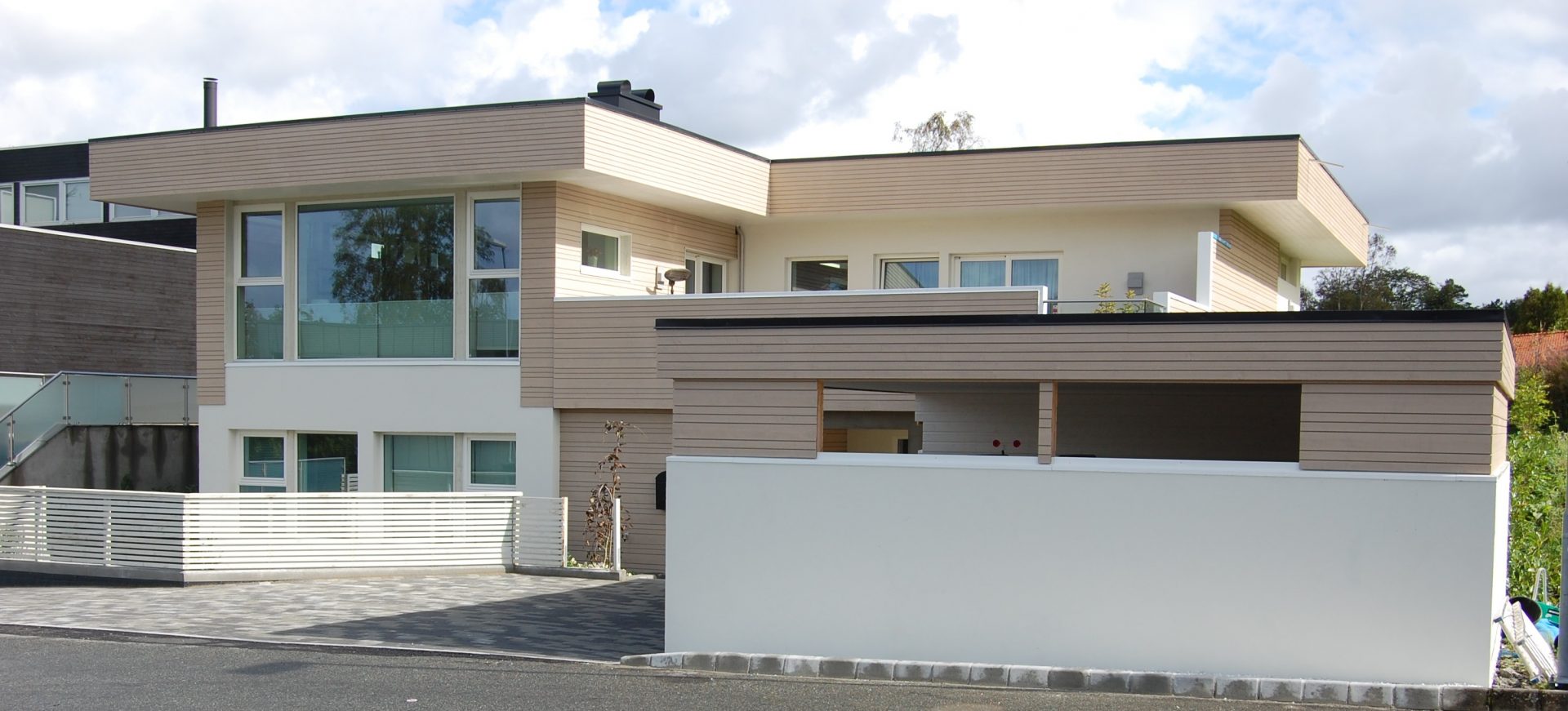 Gullregnstien front ferdig 2